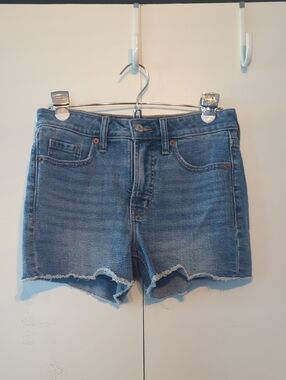 Old Navy Women's Blue Denim Cutoff Shorts